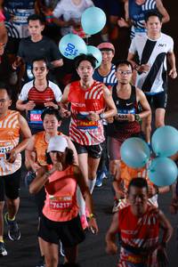 BIB: 5212, 4430, 430, 76217, 433
                            <button type="button" onclick="openModal(23175637)" class="btn btn-primary btn-sm float-right btn-popup" data-toggle="modal" data-target=".modal-high-quality">
                        <i class="fas fa-shopping-cart"></i> Add to Cart
                    </button>
                                            <button type="button" onclick="isThisMe(23175637, true)" class="btn btn-success btn-sm float-right btn-popup btn-isme hidden" data-toggle="tooltip" data-placement="bottom" title="นี่คือรูปของคุณใช่ไหม คลิกที่นี่เพื่อเอาเข้าอัลบั้ม">
                        <i class="fas fa-plus"></i> Add to album
                    </button>
                    <button type="button" onclick="isThisMe(23175637, false)" class="btn btn-warning btn-sm float-right btn-popup btn-isnotme hidden">
                        <i class="fas fa-ban"></i> Remove from album
                    </button>